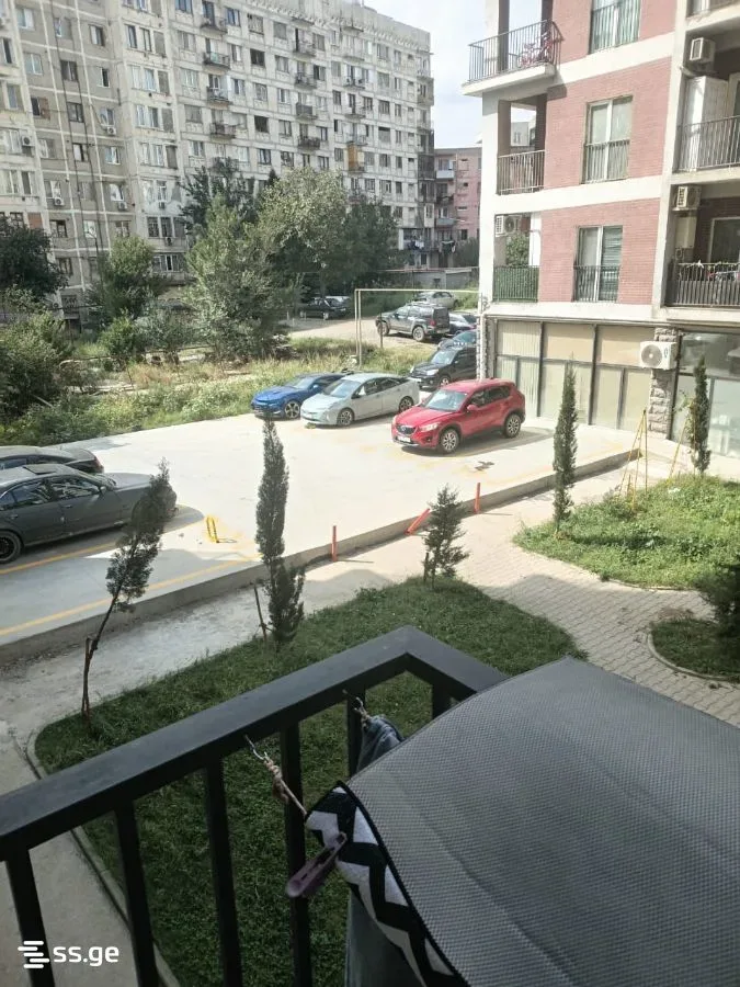 იყიდება 4-ოთახიანი ბინა, დიდი დიღომი - ფოტო 5