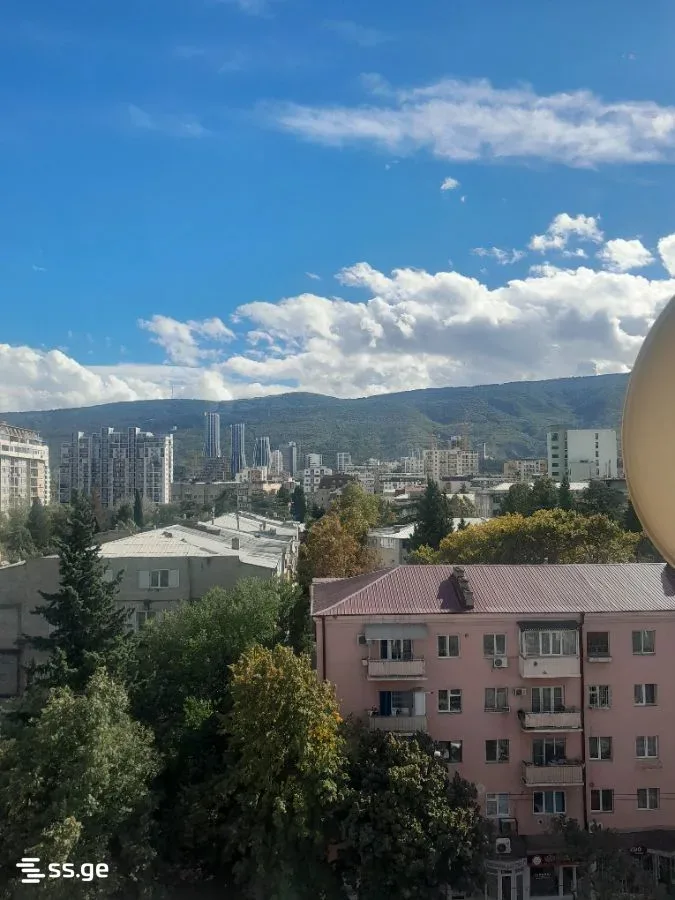 იყიდება 3-ოთახიანი ბინა, ვაკე-საბურთალო - ფოტო 6